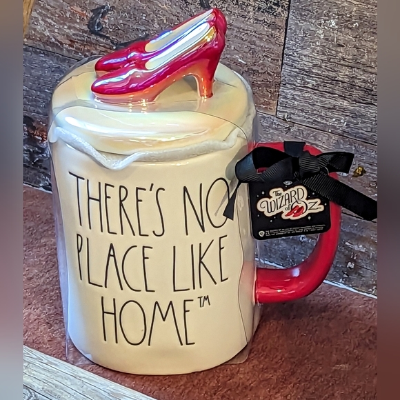 New Rae Dunn Artisan Collection By Magenta There's No Place Like Home Mug W Top - Picture 1 of 12